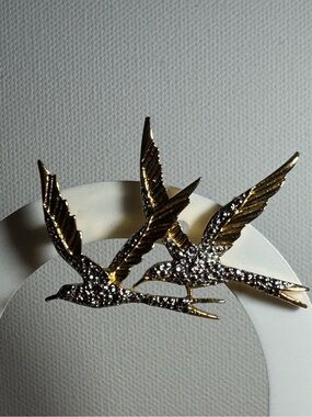Gold Toned Brooch With Swallows